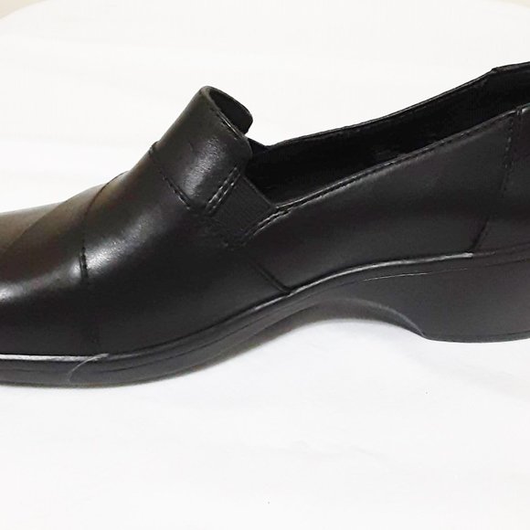 Clarks Shoes Womens Clarks Orthopedic Shoes Size 7 Black